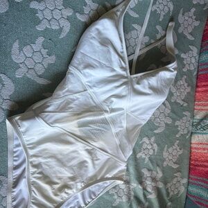 Bleu One Piece Swimsuit Beach Wear White Size 6